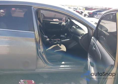 2019 Nissan Sentra S z USA, uszkodzony, nr VIN 3N1AB7AP2KY240651